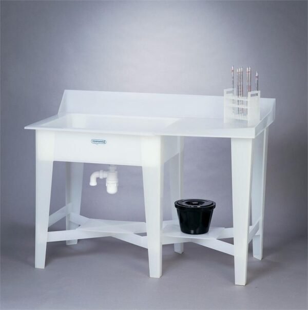 Left Side 20 Gallon Sink with Right Side Drainboard