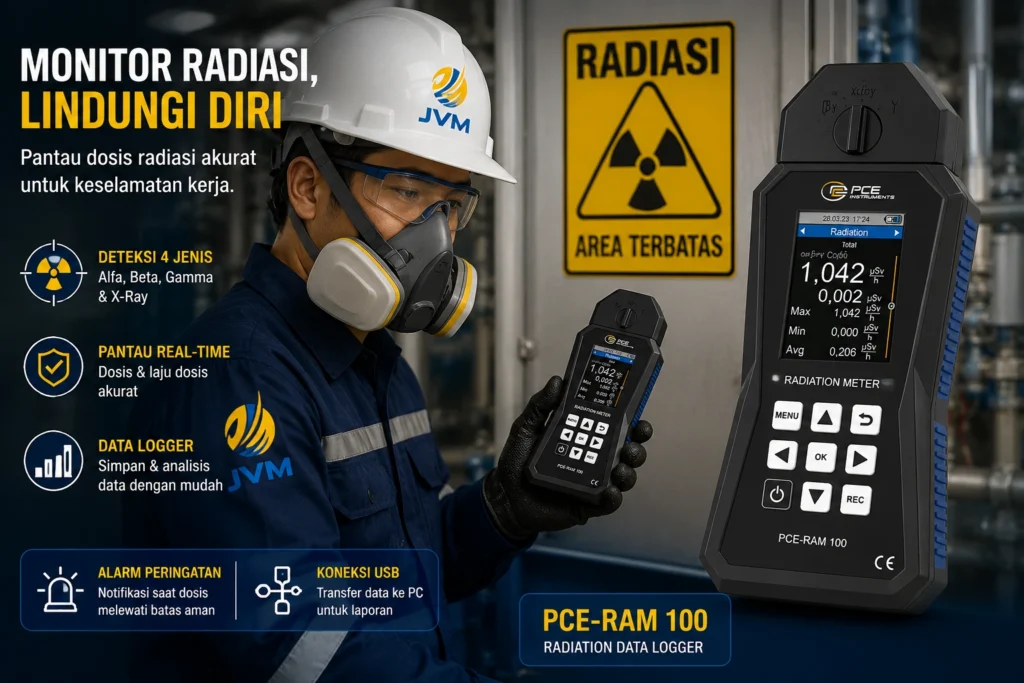 Petugas K3 menggunakan radiation data logger PCE-RAM 100 dengan perlengkapan keselamatan untuk memantau tingkat radiasi di area industri berisiko.